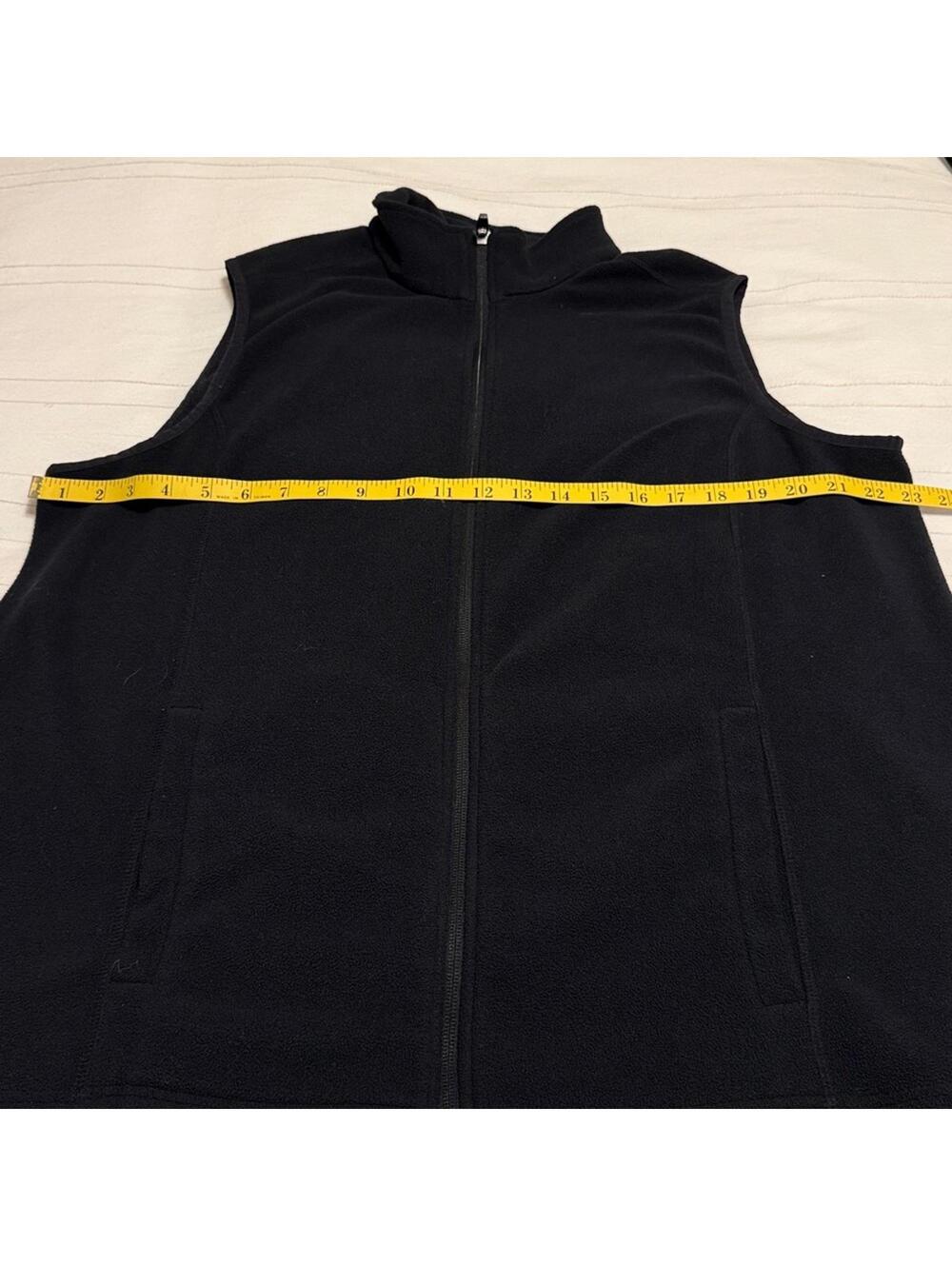 Lands' End‎ Black Vest - Picture 4 of 5